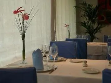Otel Luna Castelldefels